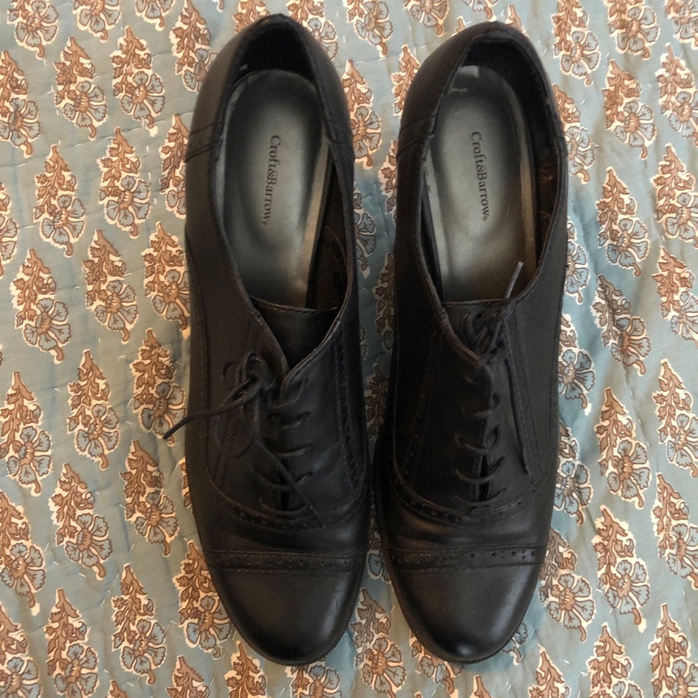 🐝Croft & Barrows oxford pumps